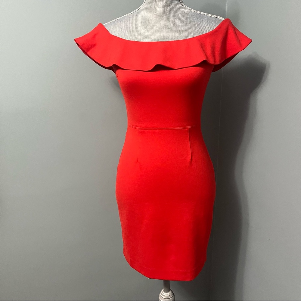 BABATON Aritzia Ruffle off the shoulder cocktail dress size 2 wedding guest - Picture 1 of 10